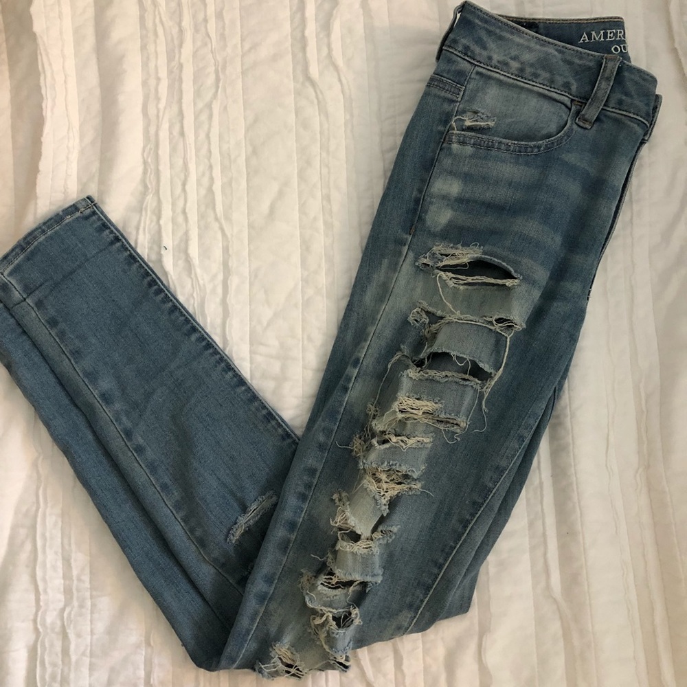 American Eagle ripped jeans